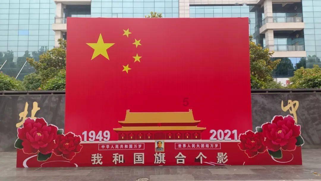 男朋友的姐姐送包包给我,我应该送什么给他姐姐比较合适?-你的即时问答平台